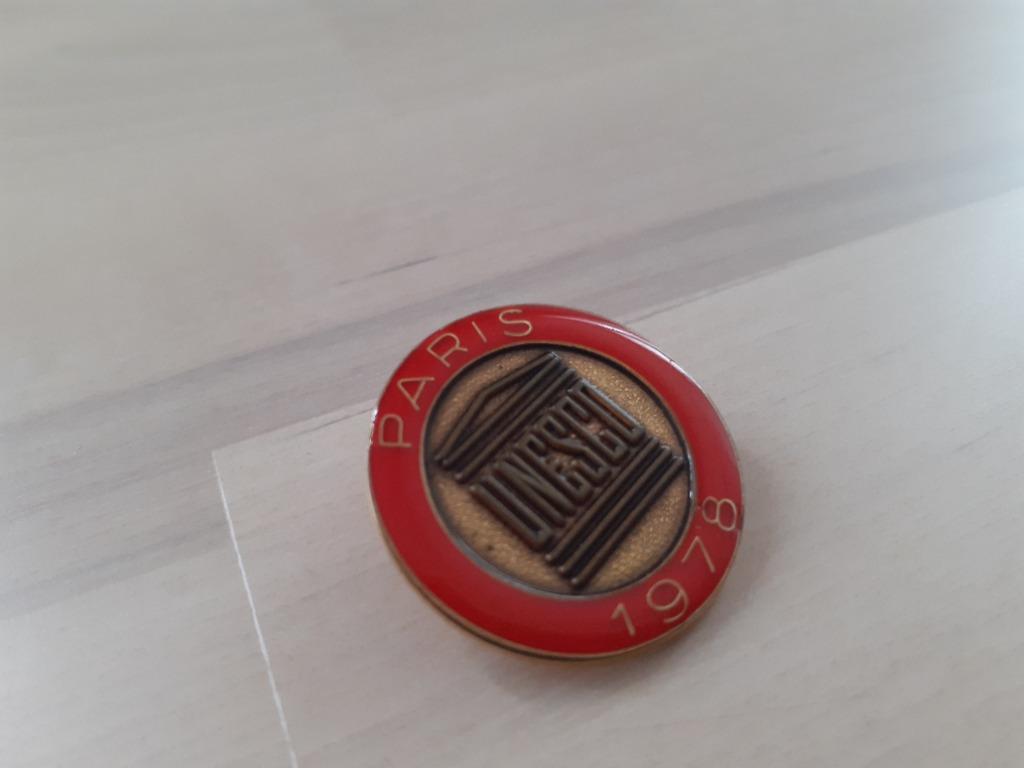 UNESCO 1978 pin, Hobbies & Toys, Memorabilia & Collectibles, Vintage ...