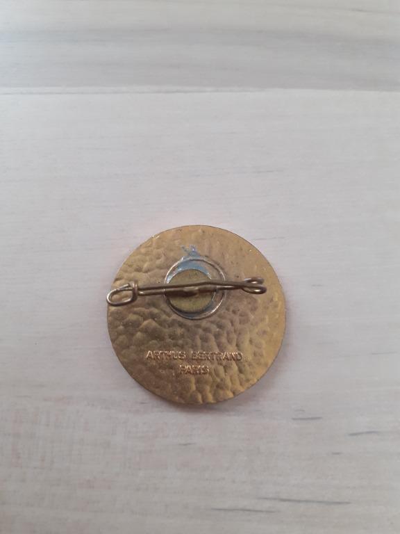 UNESCO 1978 pin, Hobbies & Toys, Memorabilia & Collectibles, Vintage ...