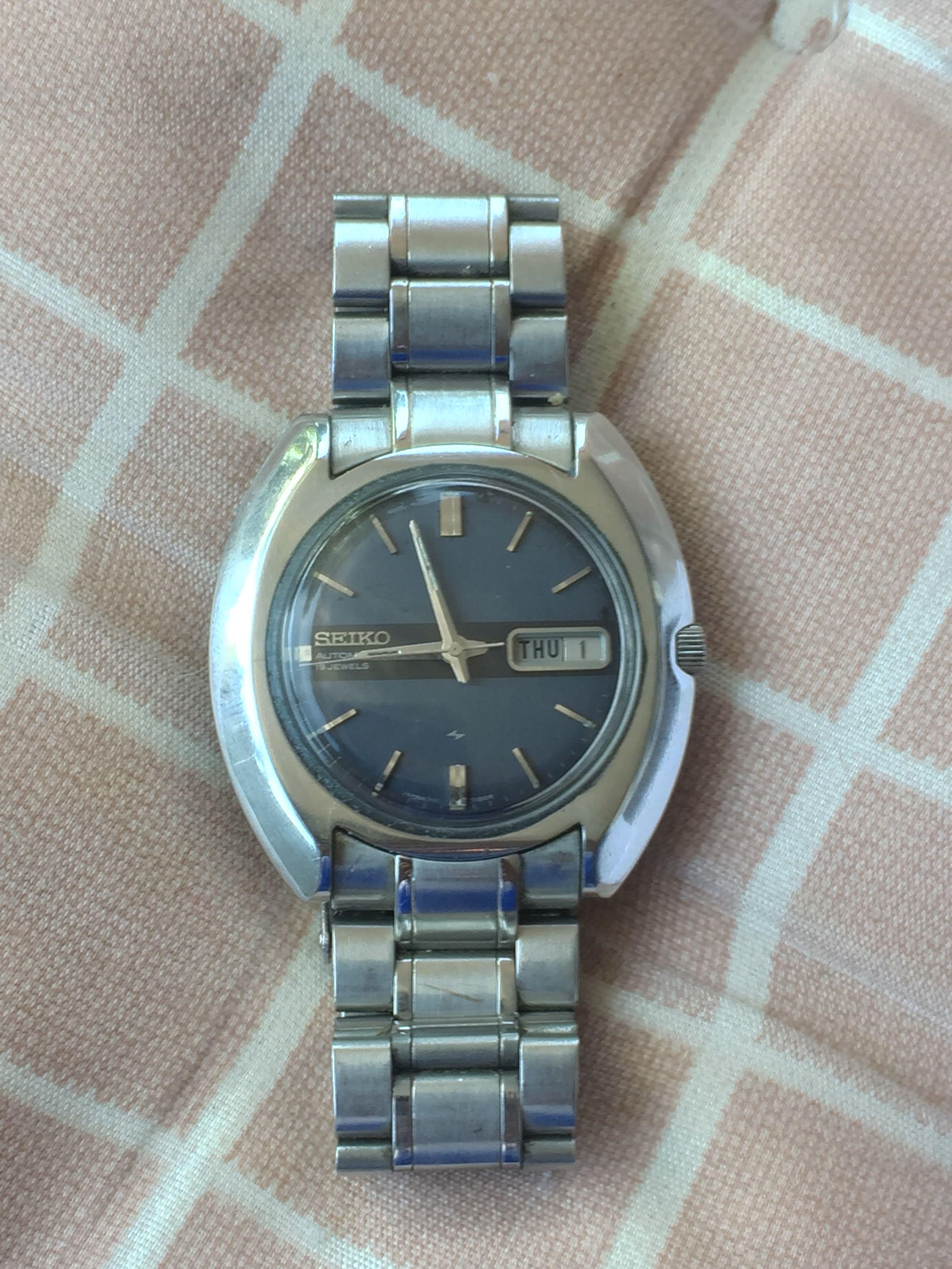 Vintage Seiko Automatic 7006 19 Jewels 1976 , Men's Fashion, Watches &  Accessories, Watches on Carousell