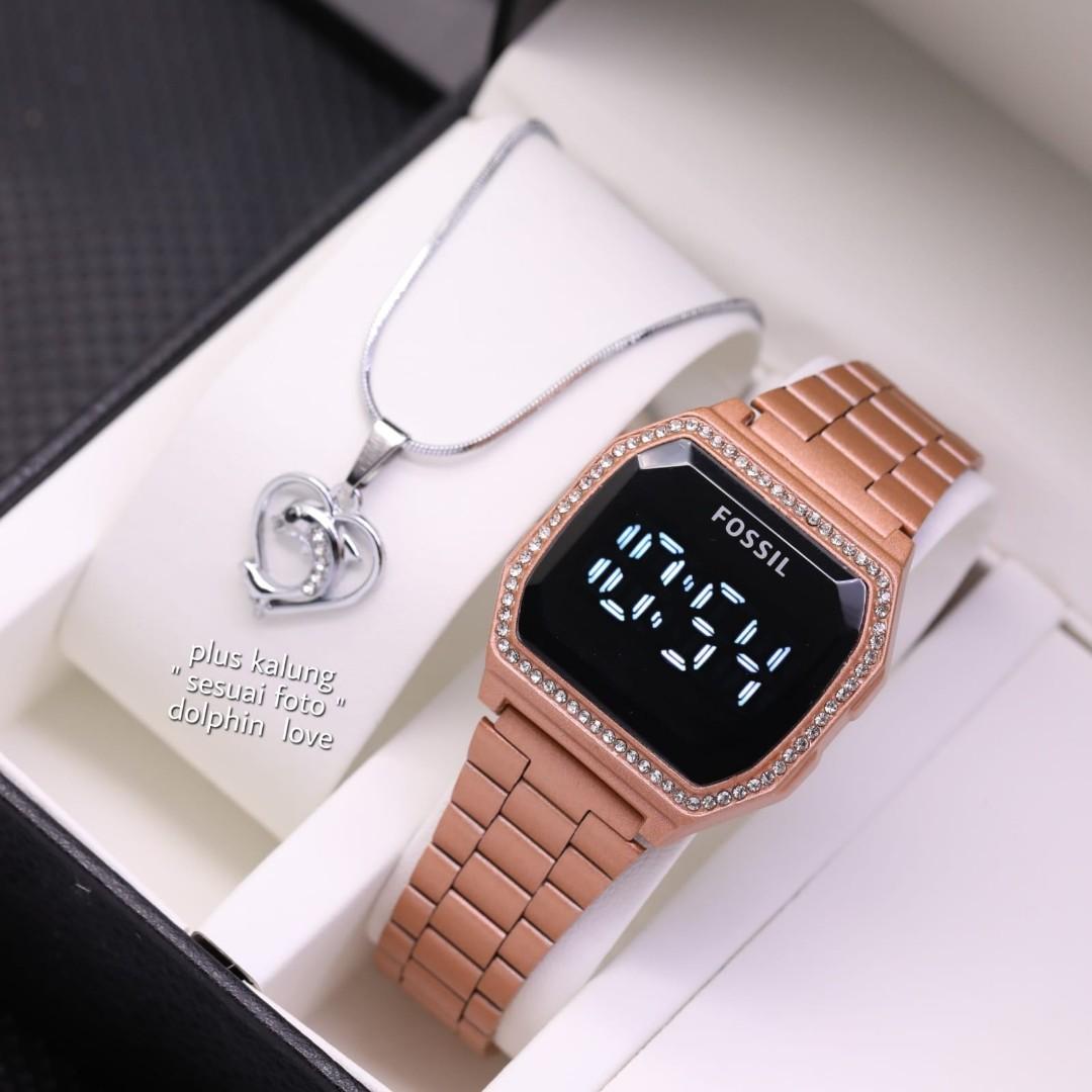 Watch Fossil Touch screen 3.6cm, Fesyen Wanita, Jam Tangan di Carousell