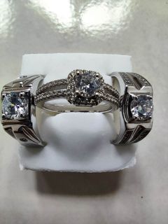 (Category: ) located in . Submitted by thrift_rarely (Listing ID 1144713658, Image 1). Description: .