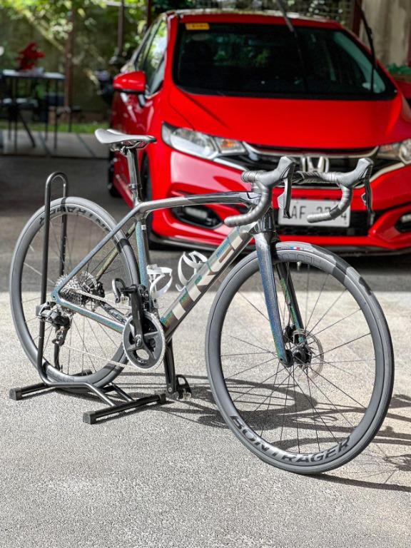 2022 Trek Emonda SL6 eTap, Sports Equipment, Bicycles \u0026 Parts, Bicycles on  Carousell