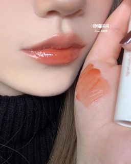 由 make_up_addict (刊登 ID 1144932065，圖片 1) 提交，位於 的 (類別：)，說明：。