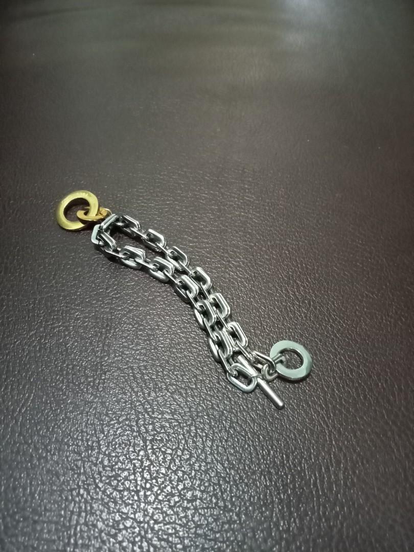 ❤️ stailess cartier bracelet (Category: Bracelets) located in Valenzuela. Submitted by bagscollection88 (Listing ID 1144939108, Image 2). Description: ❤️ preloved satinless bracelet ❤️ pls Dm me for more pictures and inquiry ♥️ no flaws only signs of usage ❤️ no cancellation pls, thank u and Godbless🙏😊.