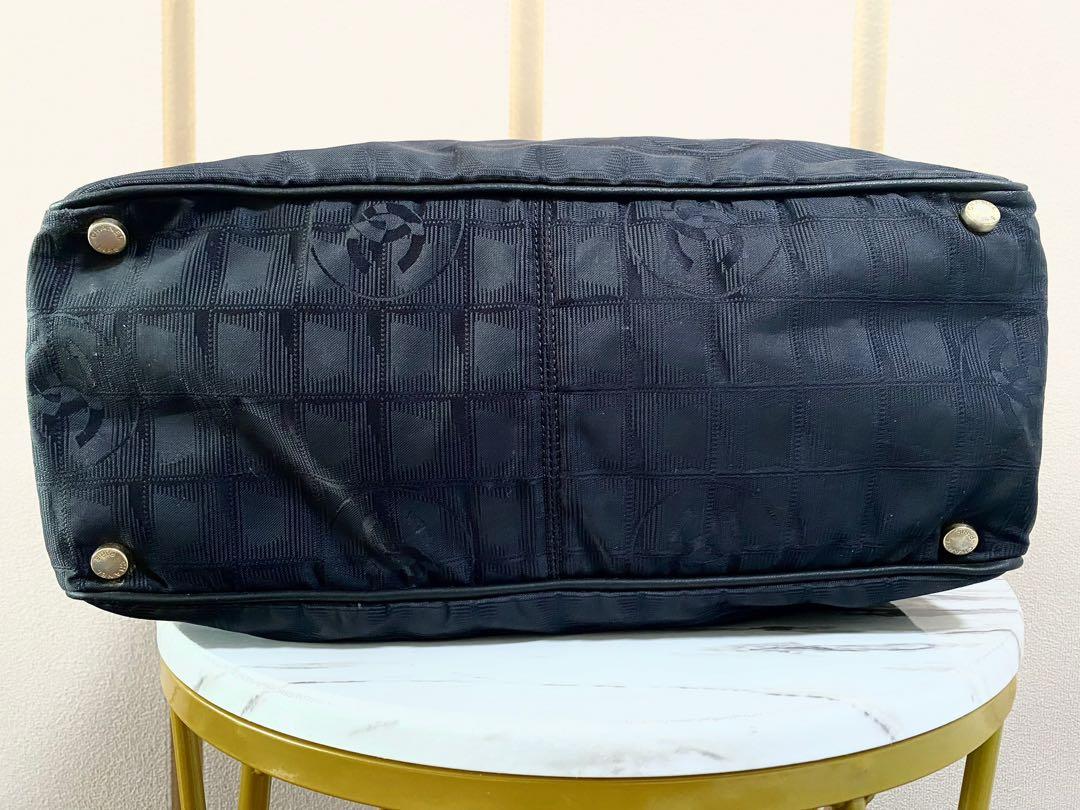 Authentic Chanel Nylon Tote Bag., Women's Fashion, Bags & Wallets