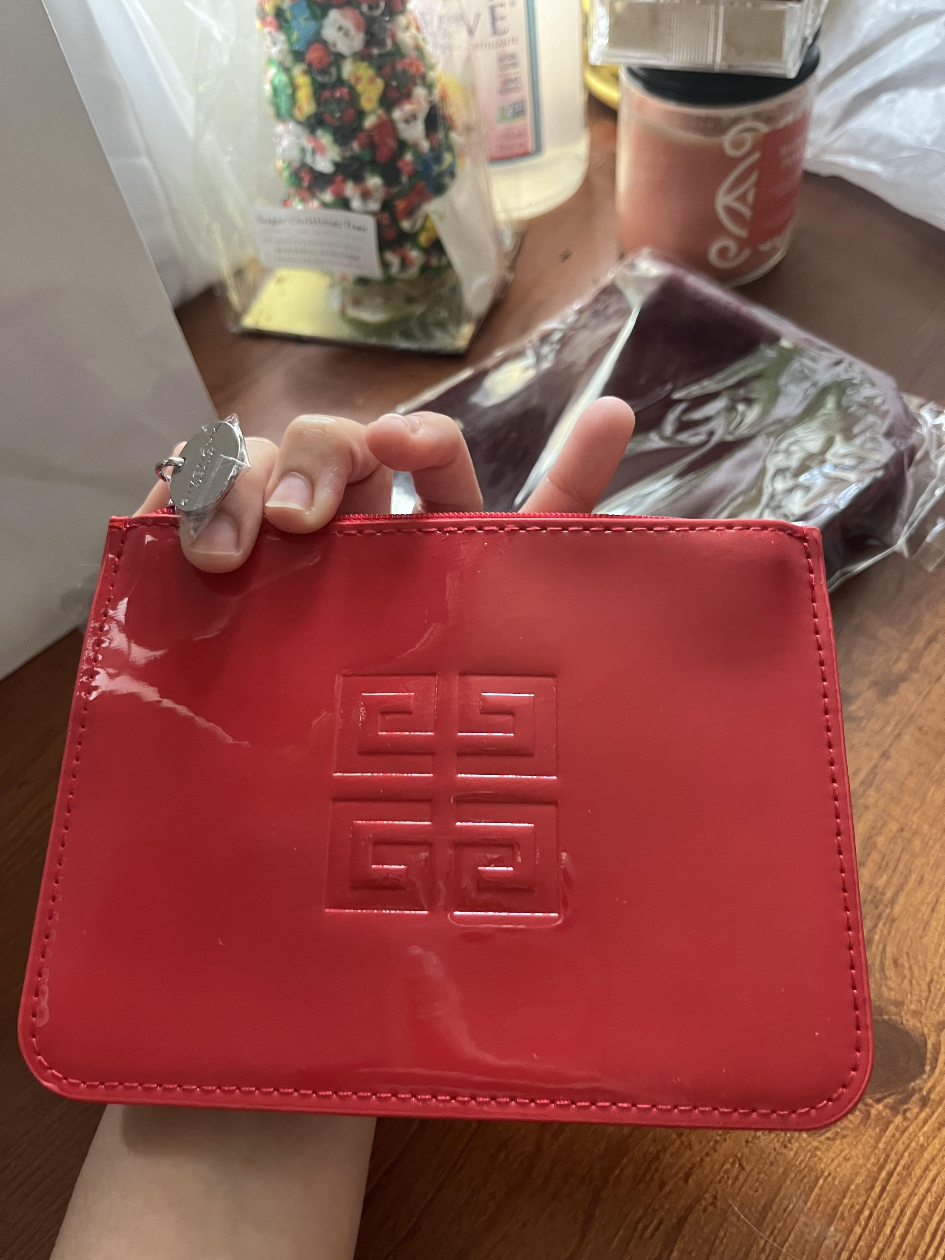 Honest thoughts on function and quality of Givenchy Pandora bag in medium?  (More in comments) : r/handbags