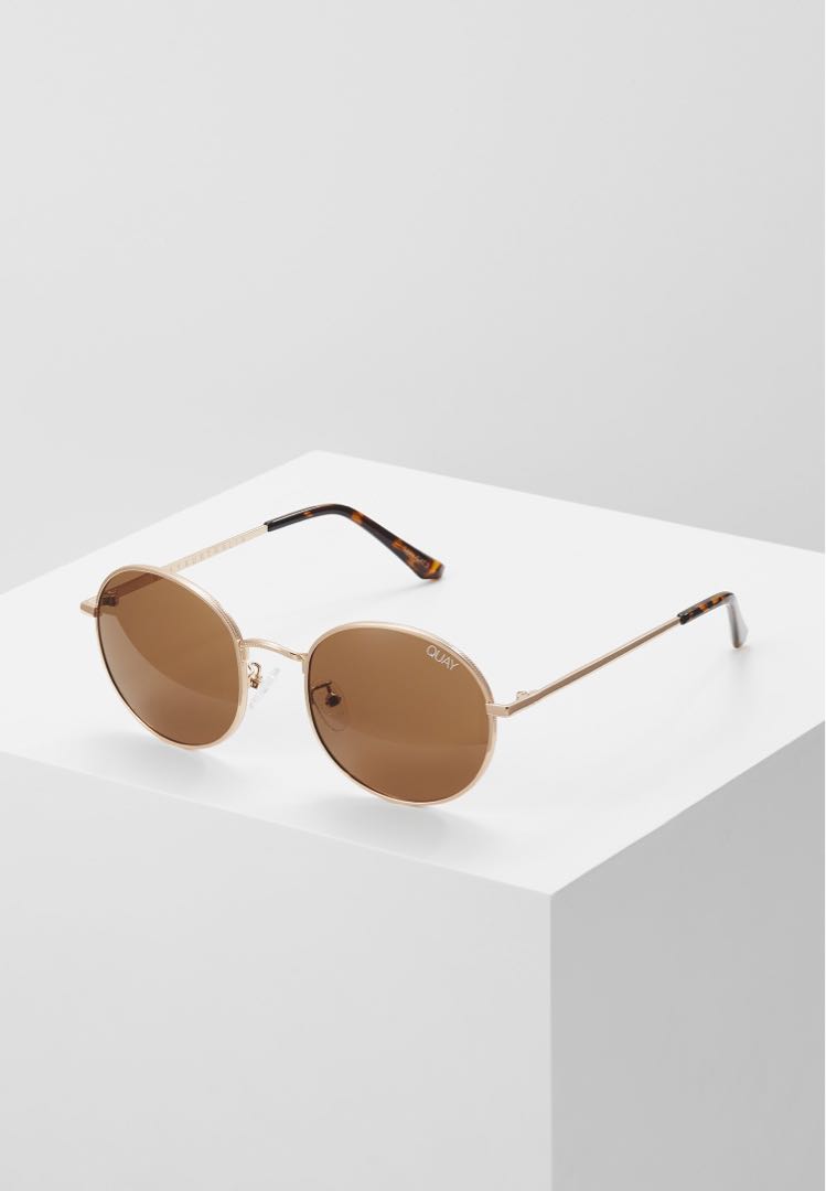 Quay australia top mod star sunglasses