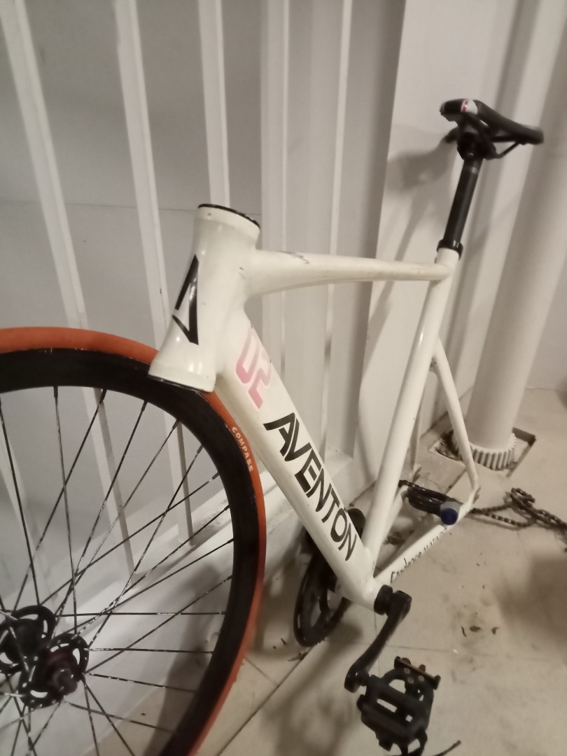 *URGENT* Aventon mataro frame setWTS, Sports Equipment, Bicycles