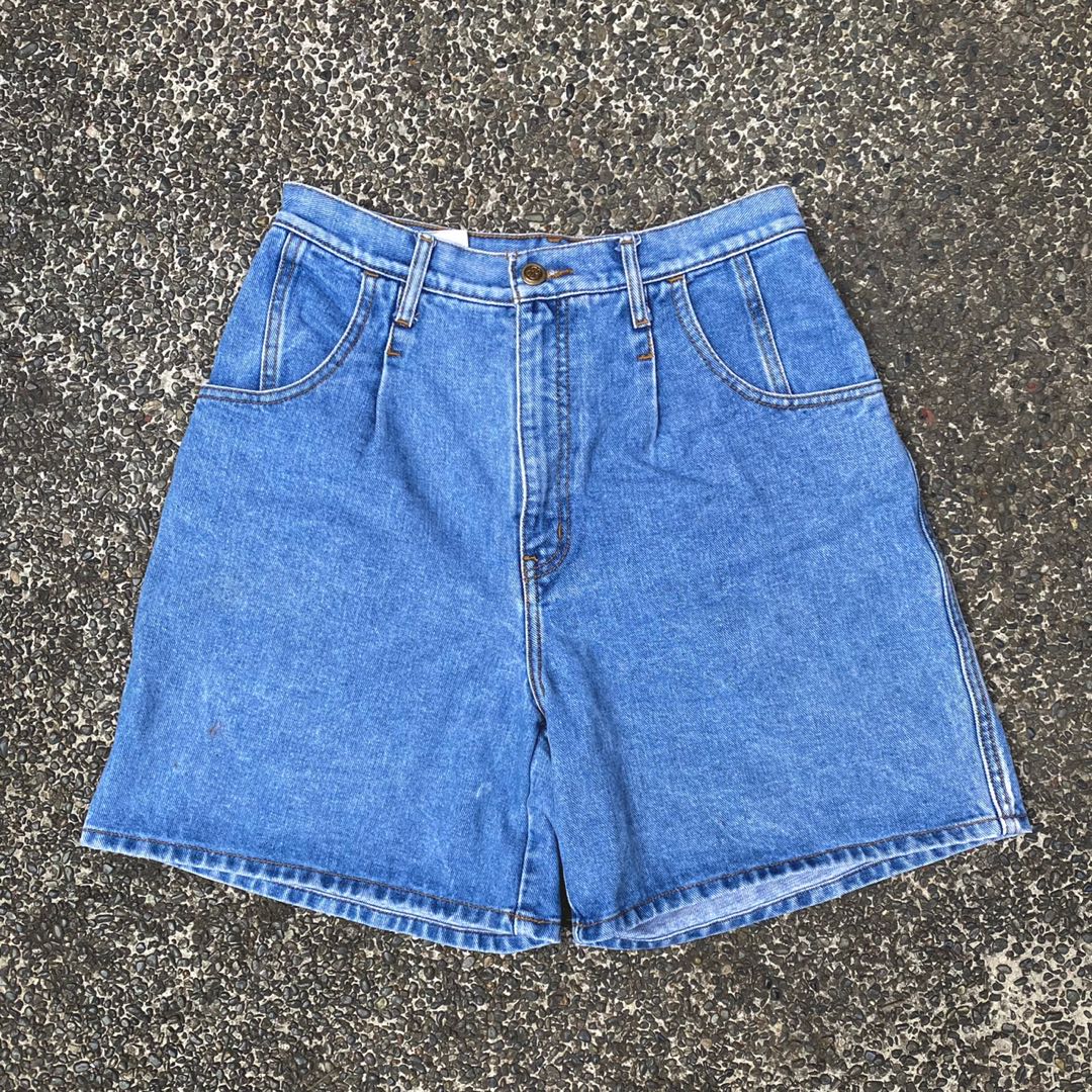 Bill blass hot sale jean shorts