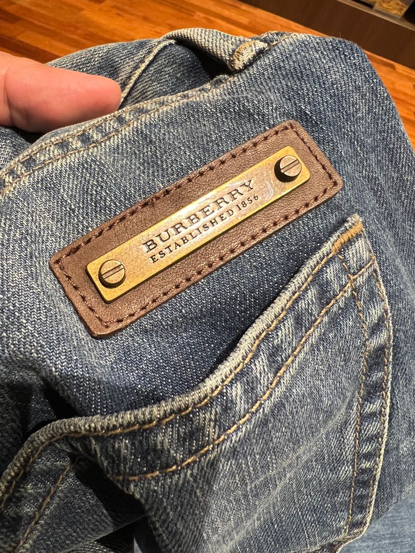 Burberry jeans shop gold
