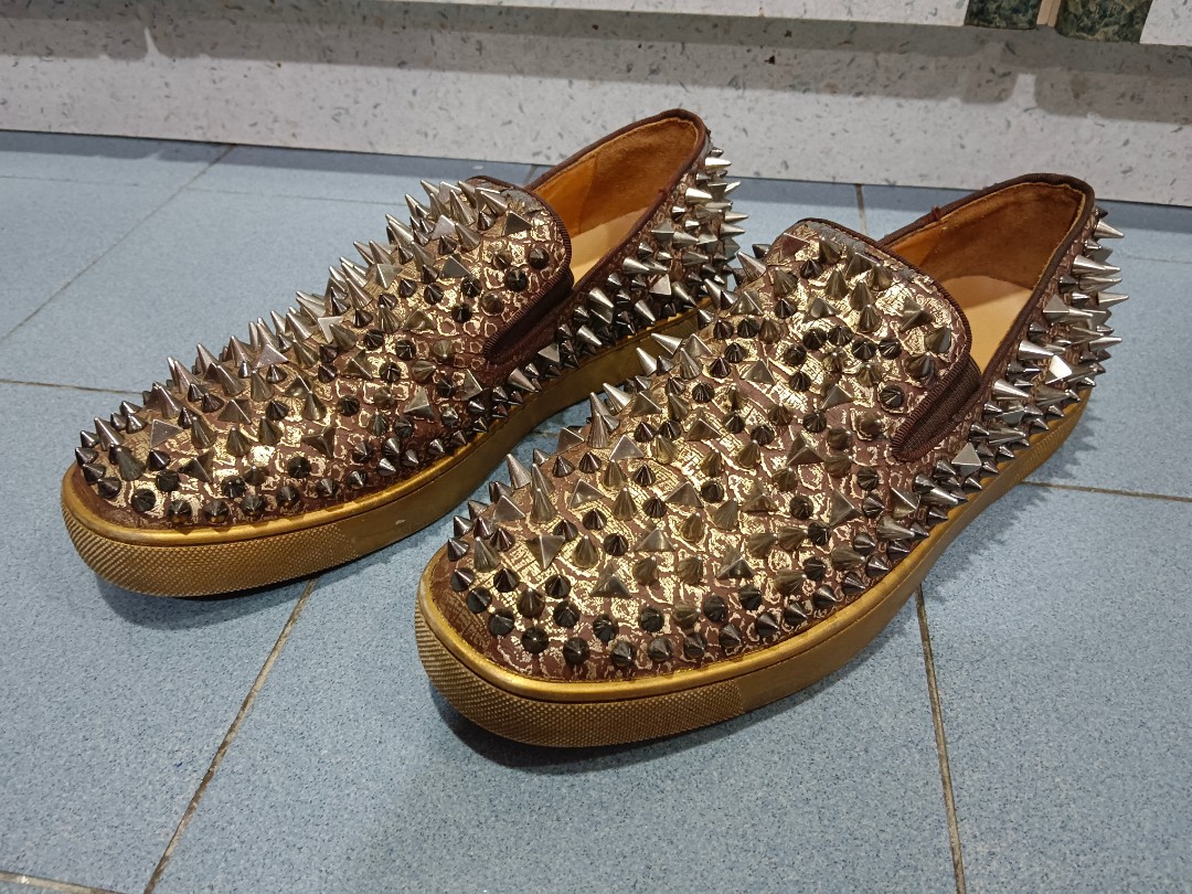 Louboutin gold spikes hot sale