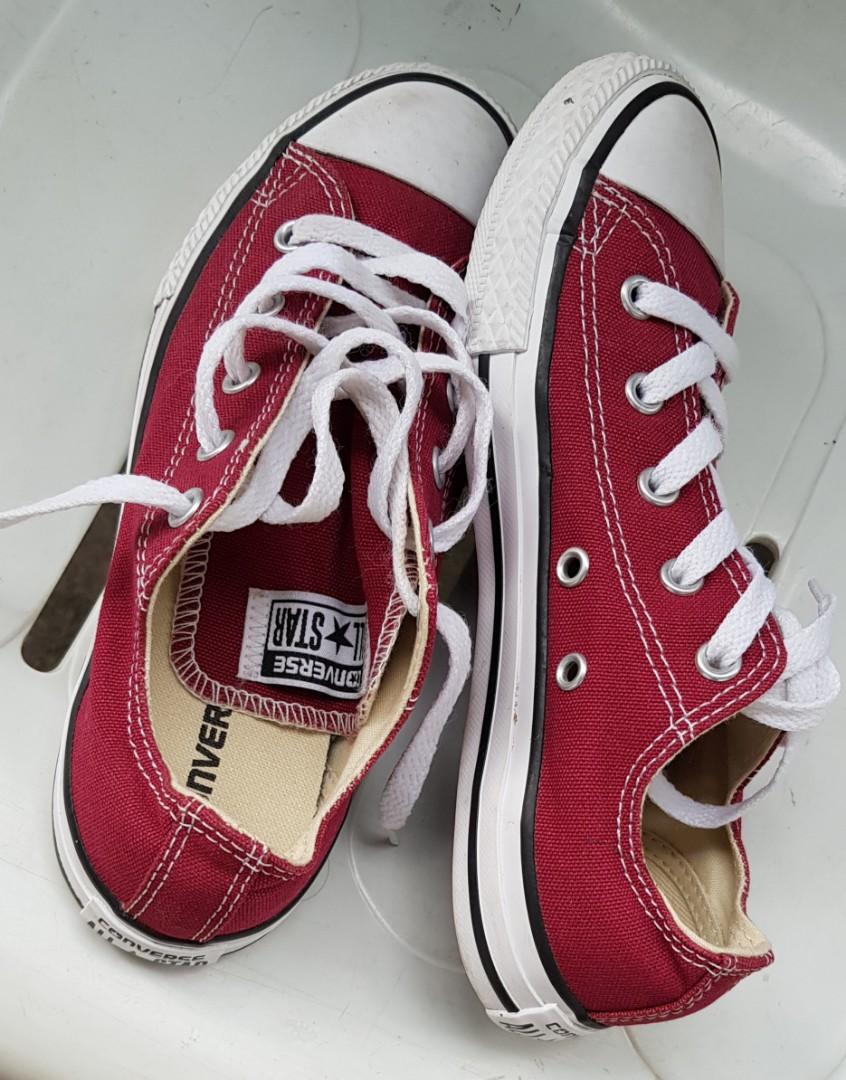 Converse, Maroon, LowCut, Youth size 2, Women's Fashion, Footwear, Sneakers  on Carousell