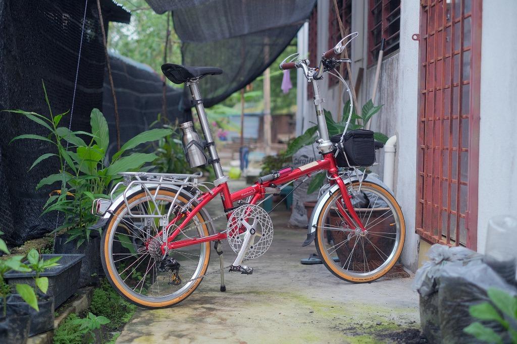 Dahon boardwalk hotsell d7 classic