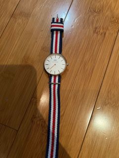 （分類：）位於 。 由 hkarousell22 提交（商品編號 1144964363，圖片 1）。簡介： 。