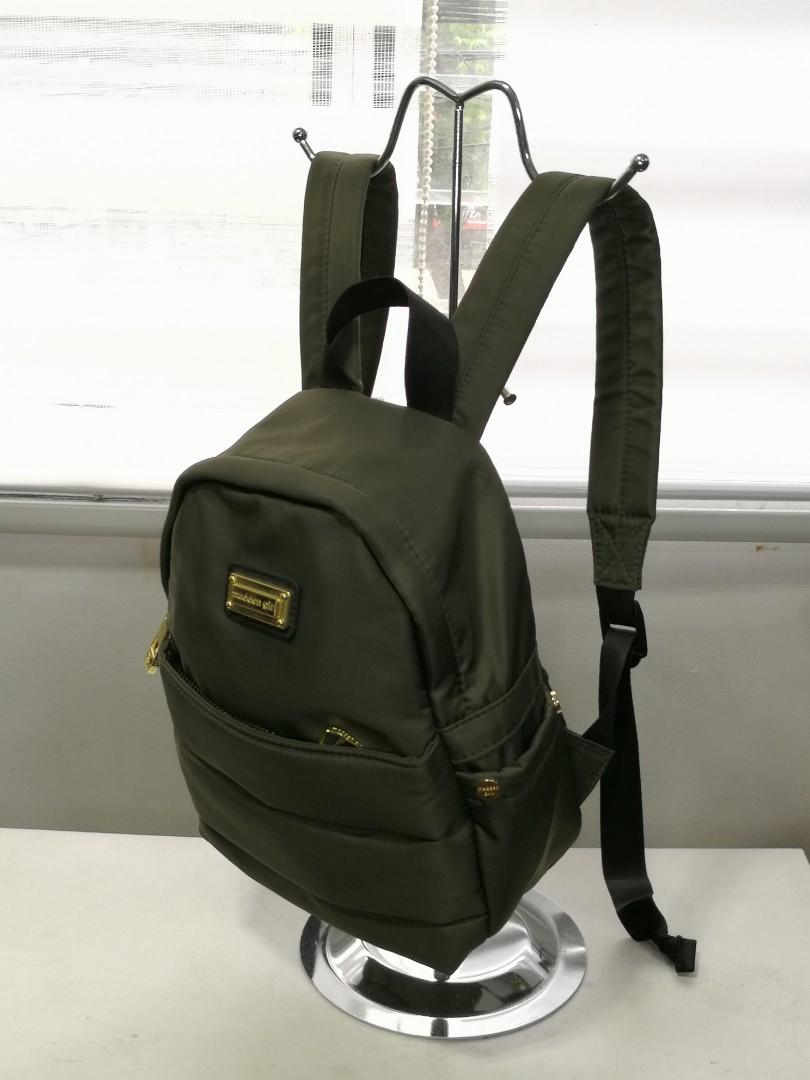 Madden girl 2025 small backpack