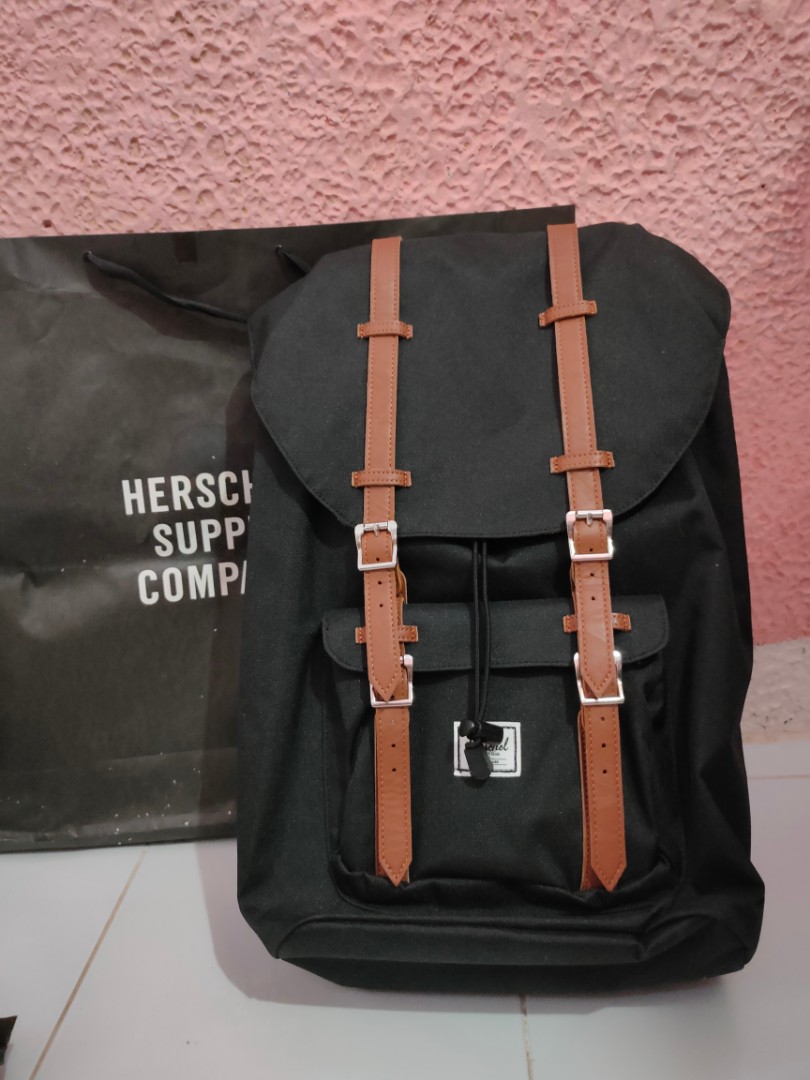 herschel little america fake