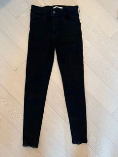（分類：）位於 。 由 chebsgena 提交（商品編號 1144940076，圖片 1）。簡介： 。