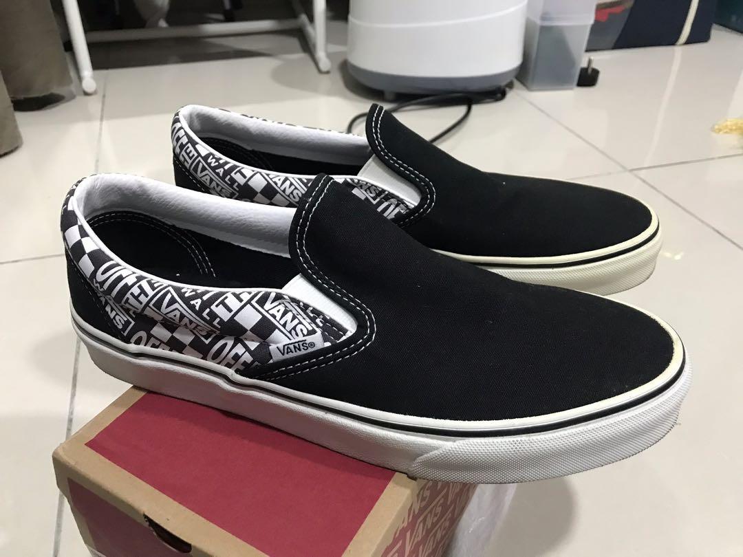 Kasut vans slip on store
