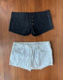 Low-rise Ladies' Shorts (Black & Mango Snakeskin)