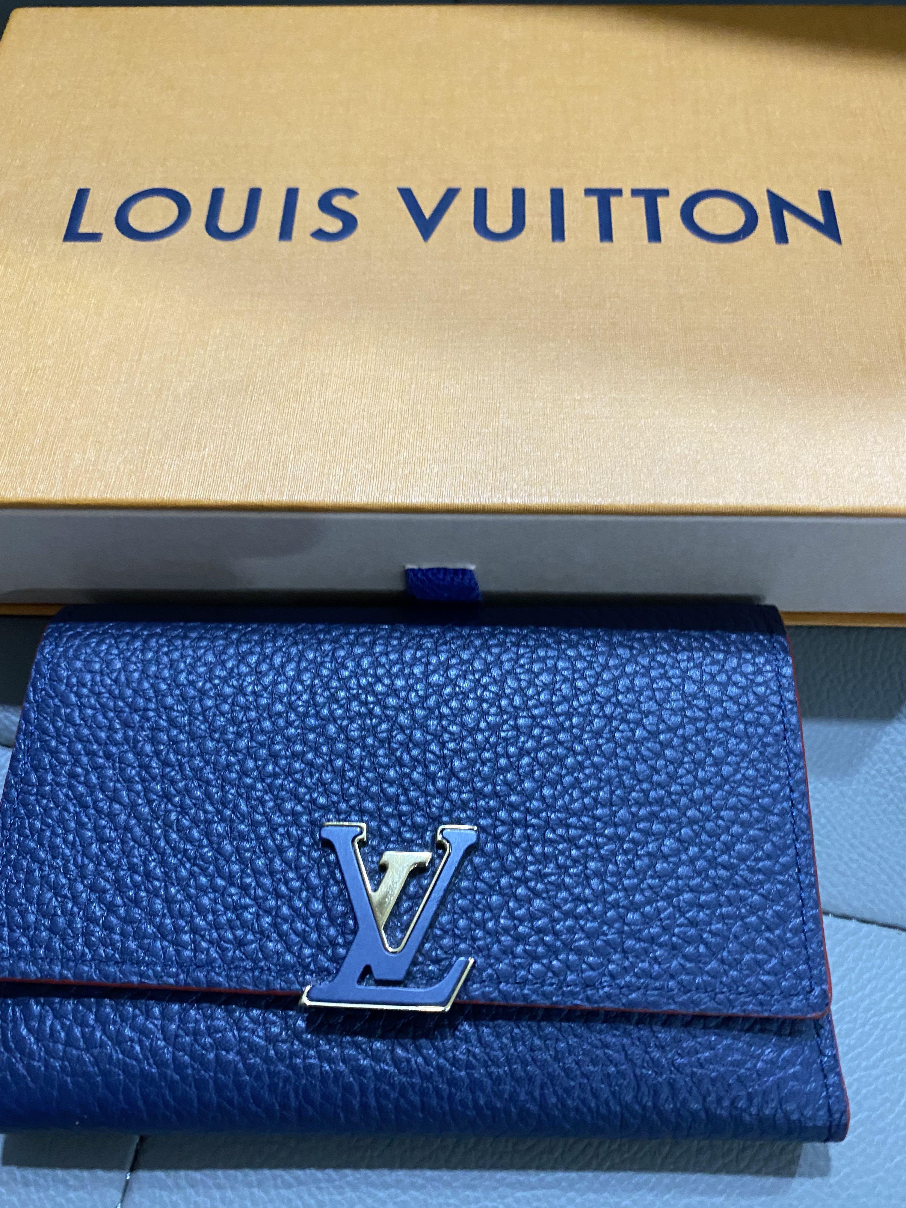 LOUIS VUITTON CAPUCINES COMPACT WALLET TAURILLON LEATHER Like New | Pawn  Central | Portland | OR