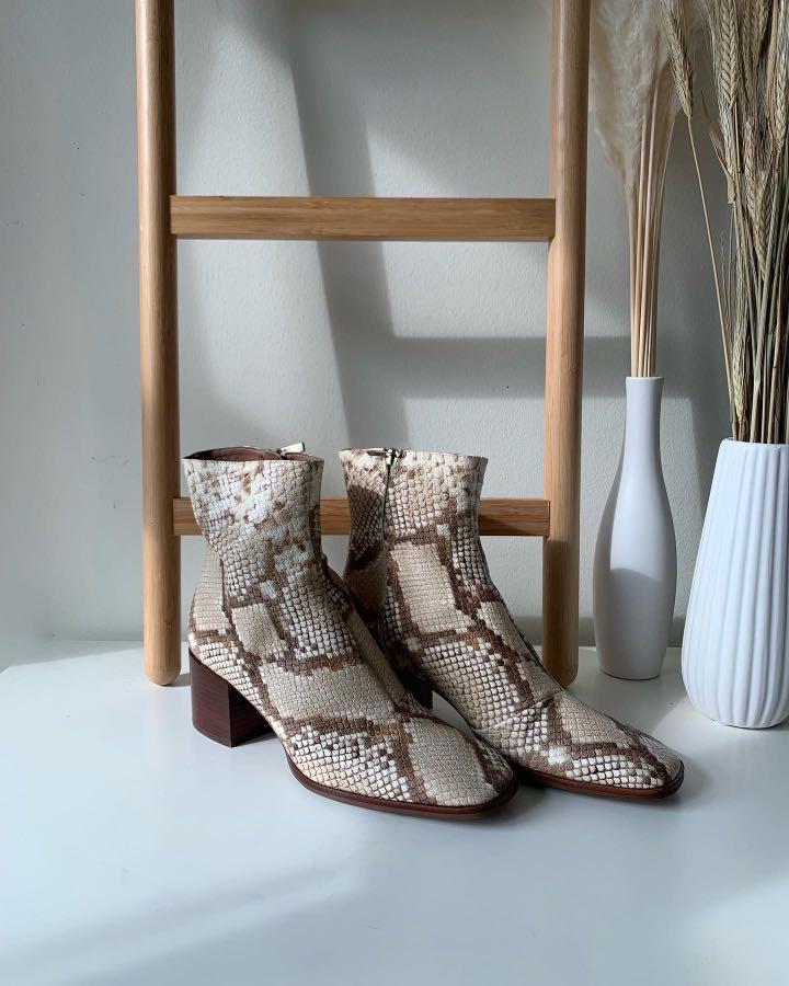 New Snakeskin boots size 39 from zara