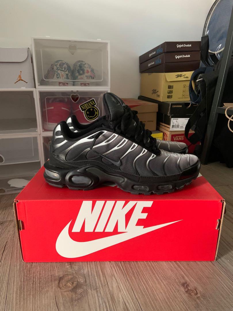Nike air max plus anthracite hot sale