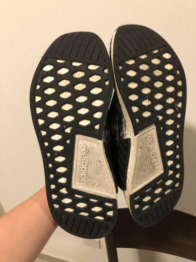 adidas yeezy boost all black