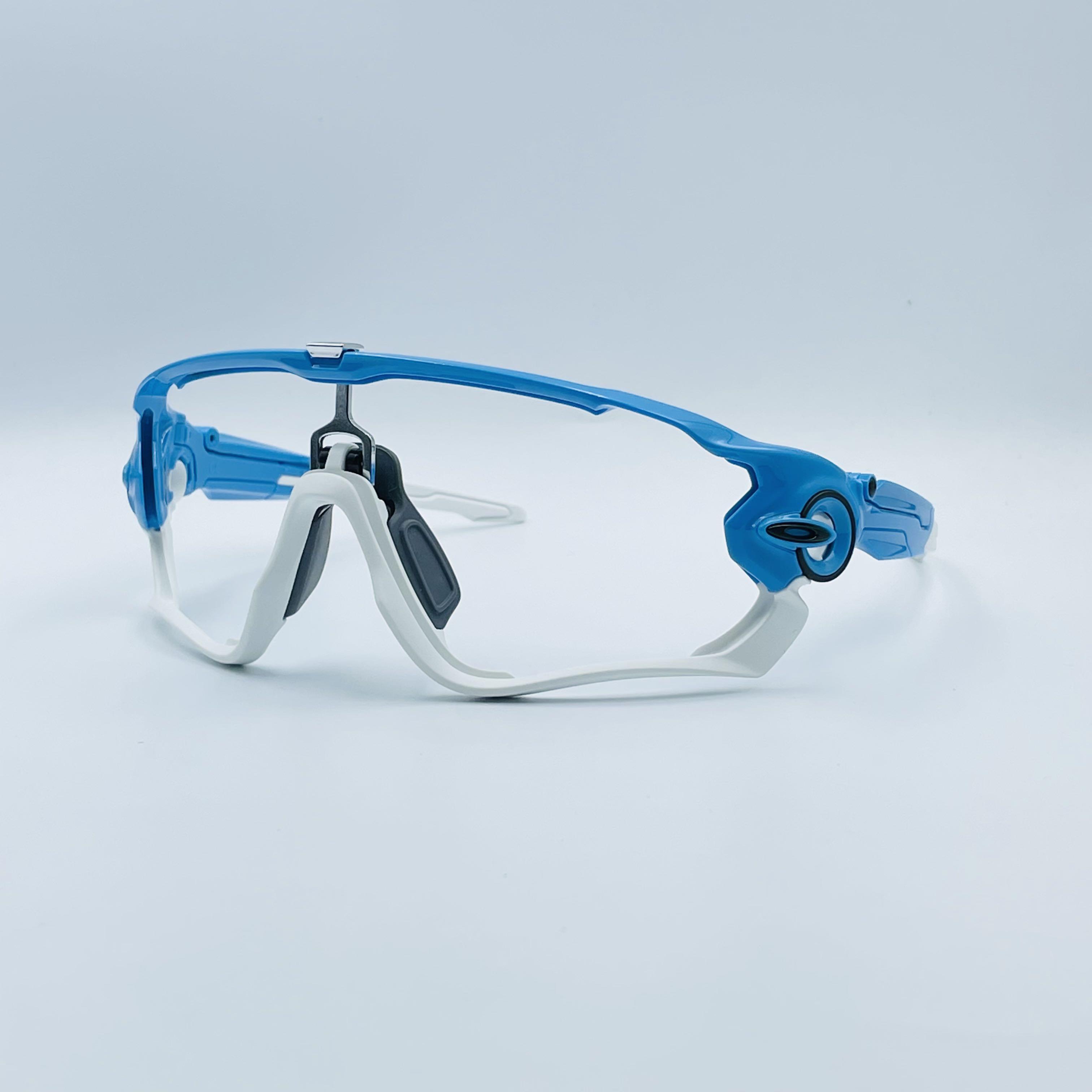 Oakley Jawbreaker Custom Sky Blue White Frame, Men's Fashion, Watches &  Accessories, Sunglasses & Eyewear on Carousell