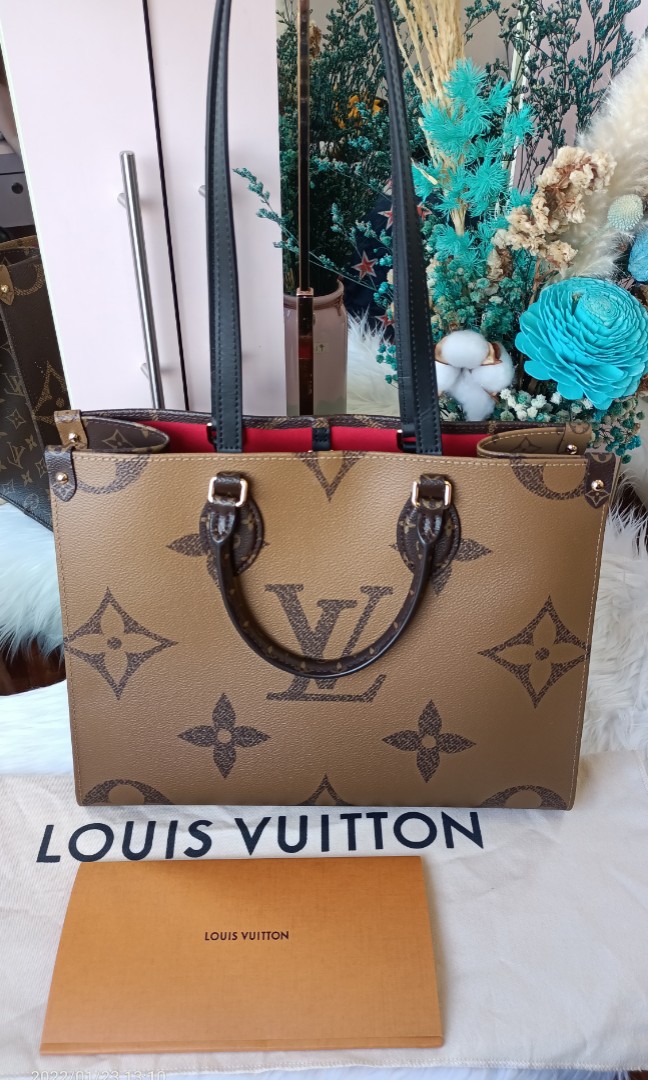 Original💯LV OTG MM SIZE, Luxury, Bags & Wallets on Carousell