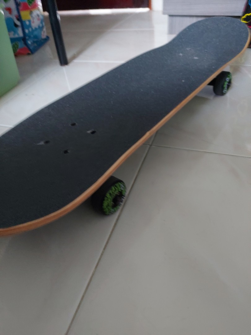 OXELO SKATEBOARD, Sports Equipment, Sports & Games, Skates ...