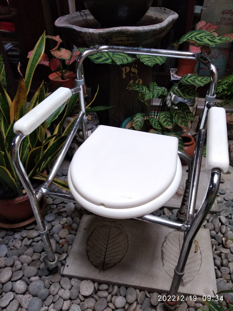 Raised Toilet Seat Chair, Health & Nutrition, Assistive & Rehabilatory