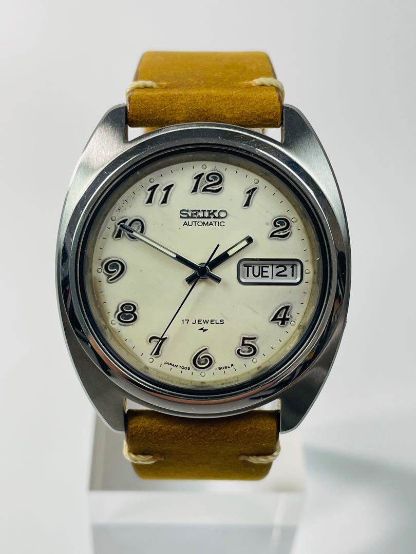 Seiko Automatic Ref 7009-8081 Circa 1978 Vintage Men's Auto Watch, Men's  Fashion, Watches & Accessories, Watches on Carousell