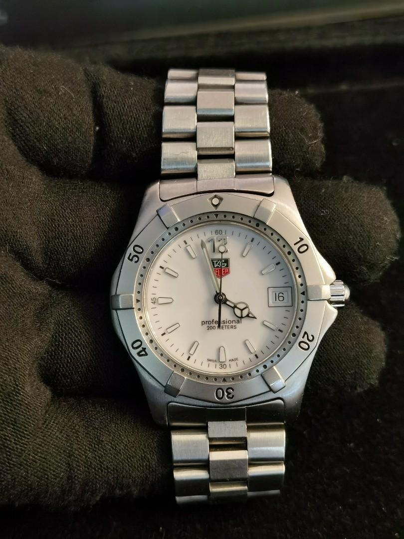 Tag heuer professional 200 meters watch price sale
