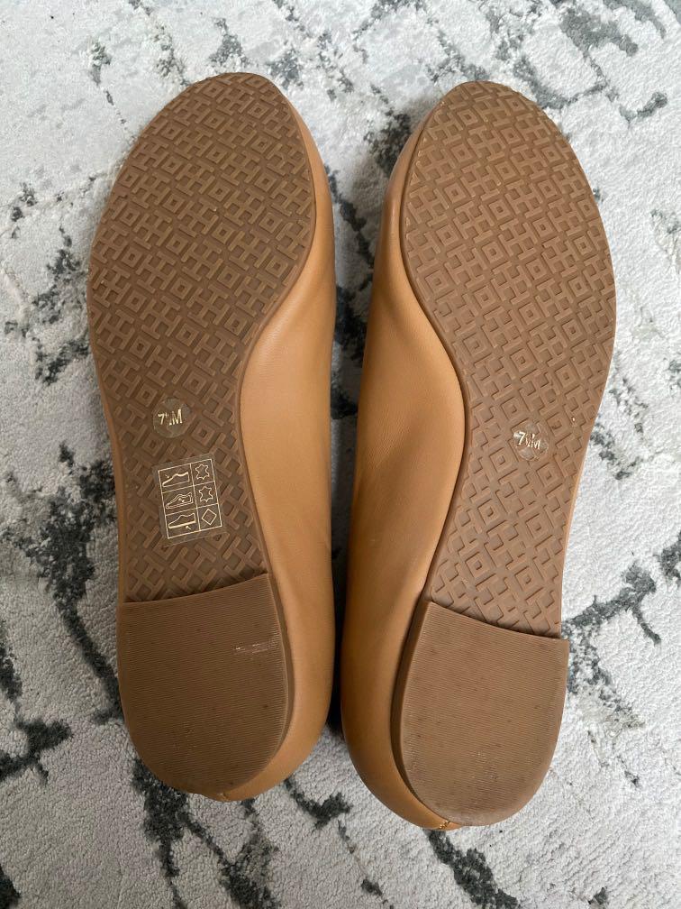 Tory Burch Shoes GOOD DEAL Barang Mewah Pakaian di Carousell
