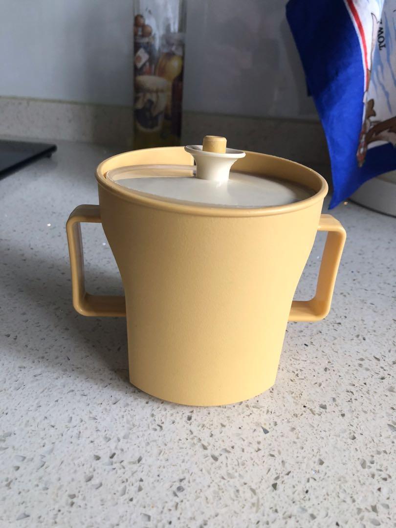 Tupperware Vintage Creamer Milk Keeper 