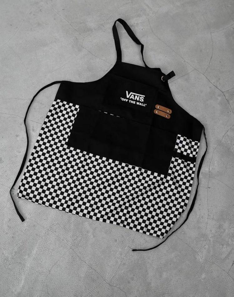 Vans off the wall apron