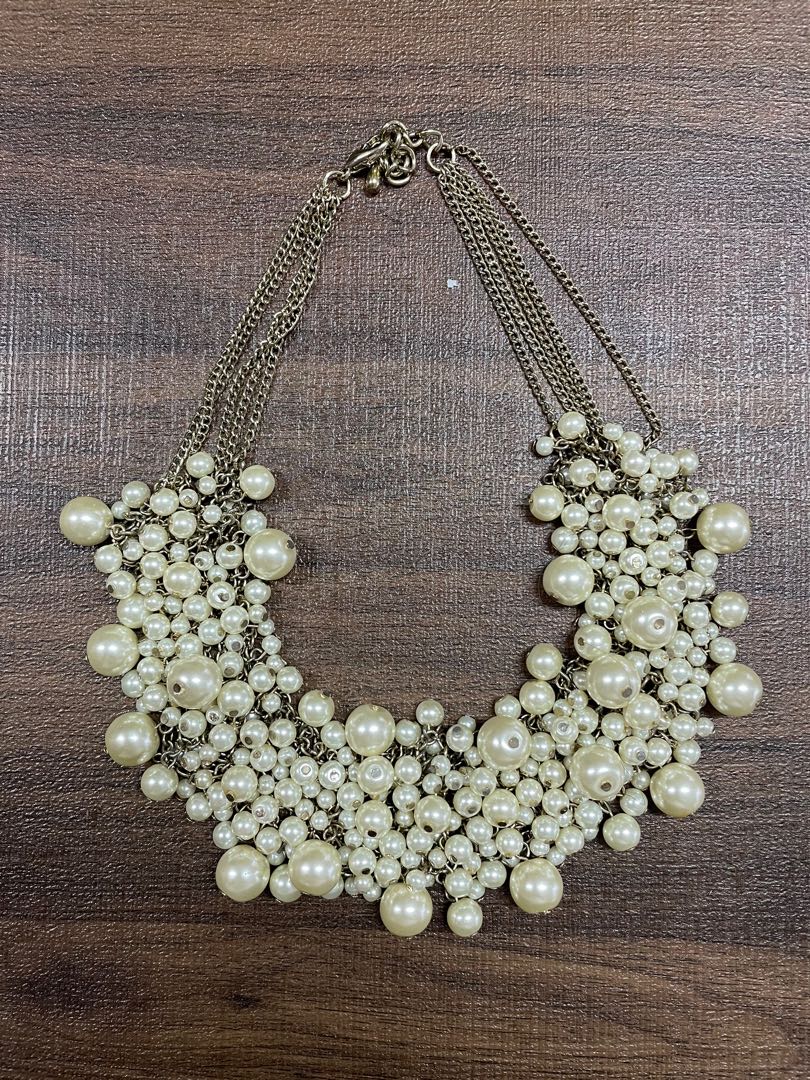 White pearl necklace, Fesyen Wanita 