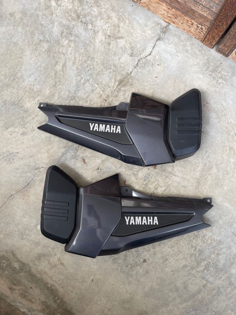 Yamaha fz16 shop side panel
