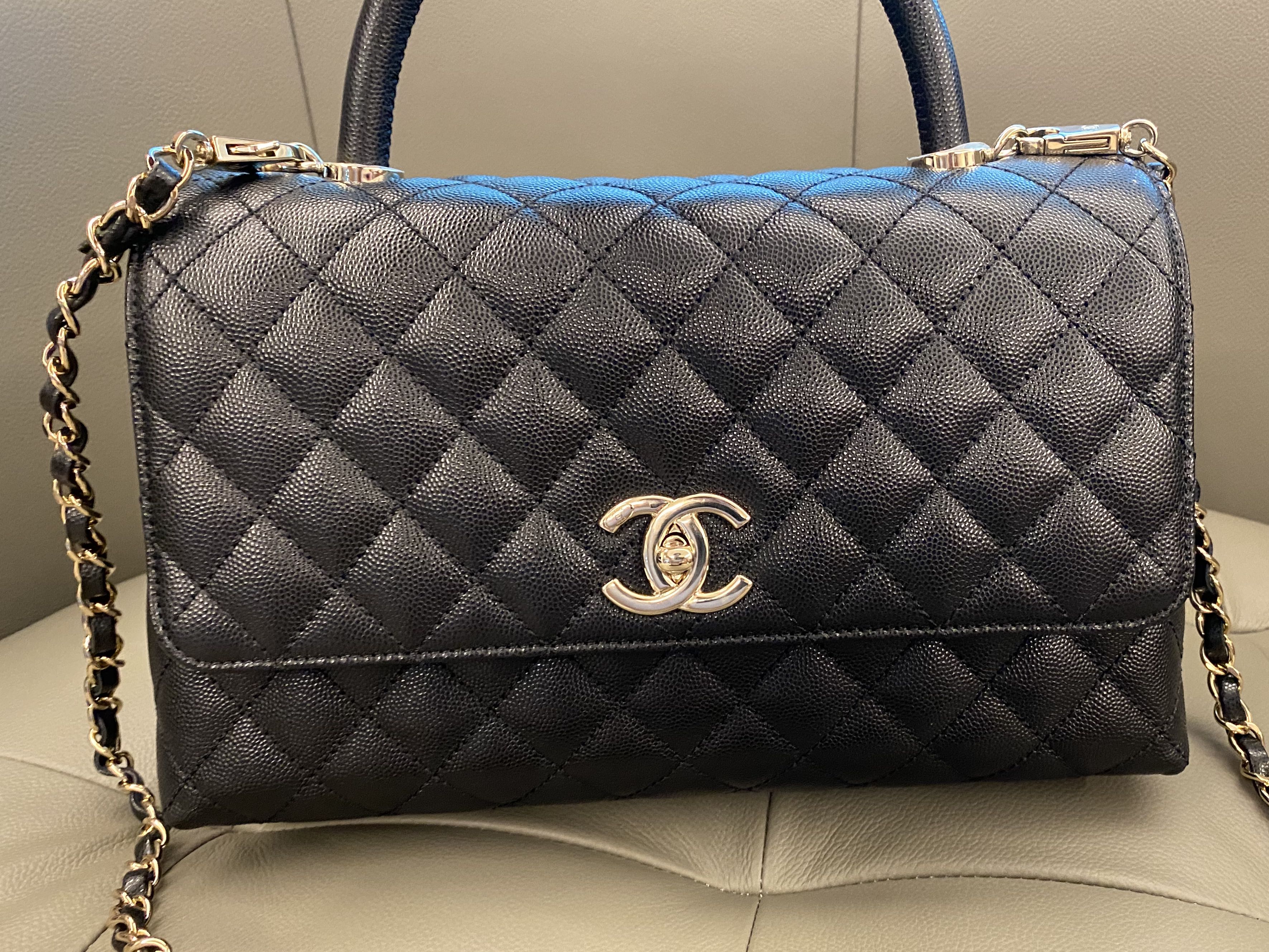 22p Chanel Caviar Coco Handle Medium Luxury Bags Wallets On Carousell