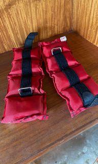 2 pcs Ankle Weights (2.5 lbs each)