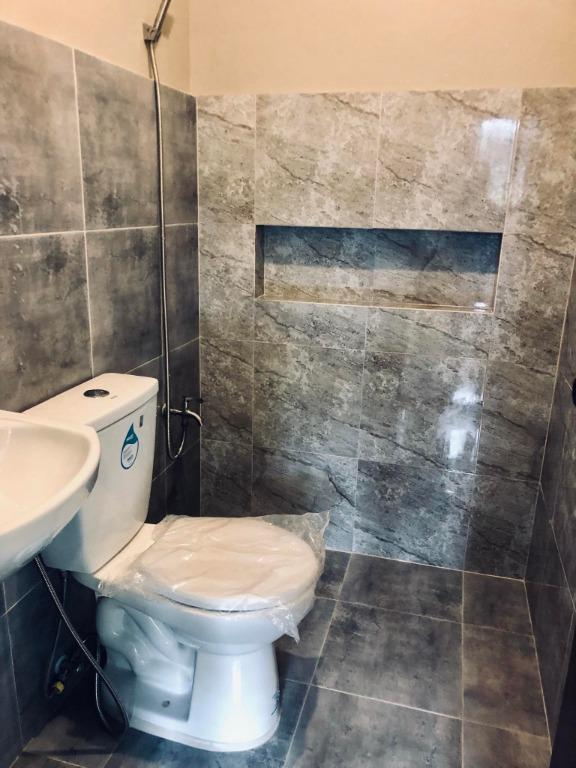 4 Storey Apartment in Don Mariano Subdivision Ortigas Avenue Extension