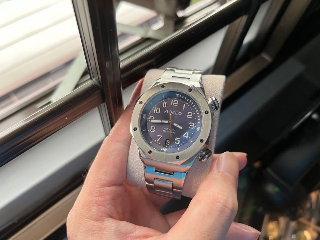 SALE Box of mechanical watches