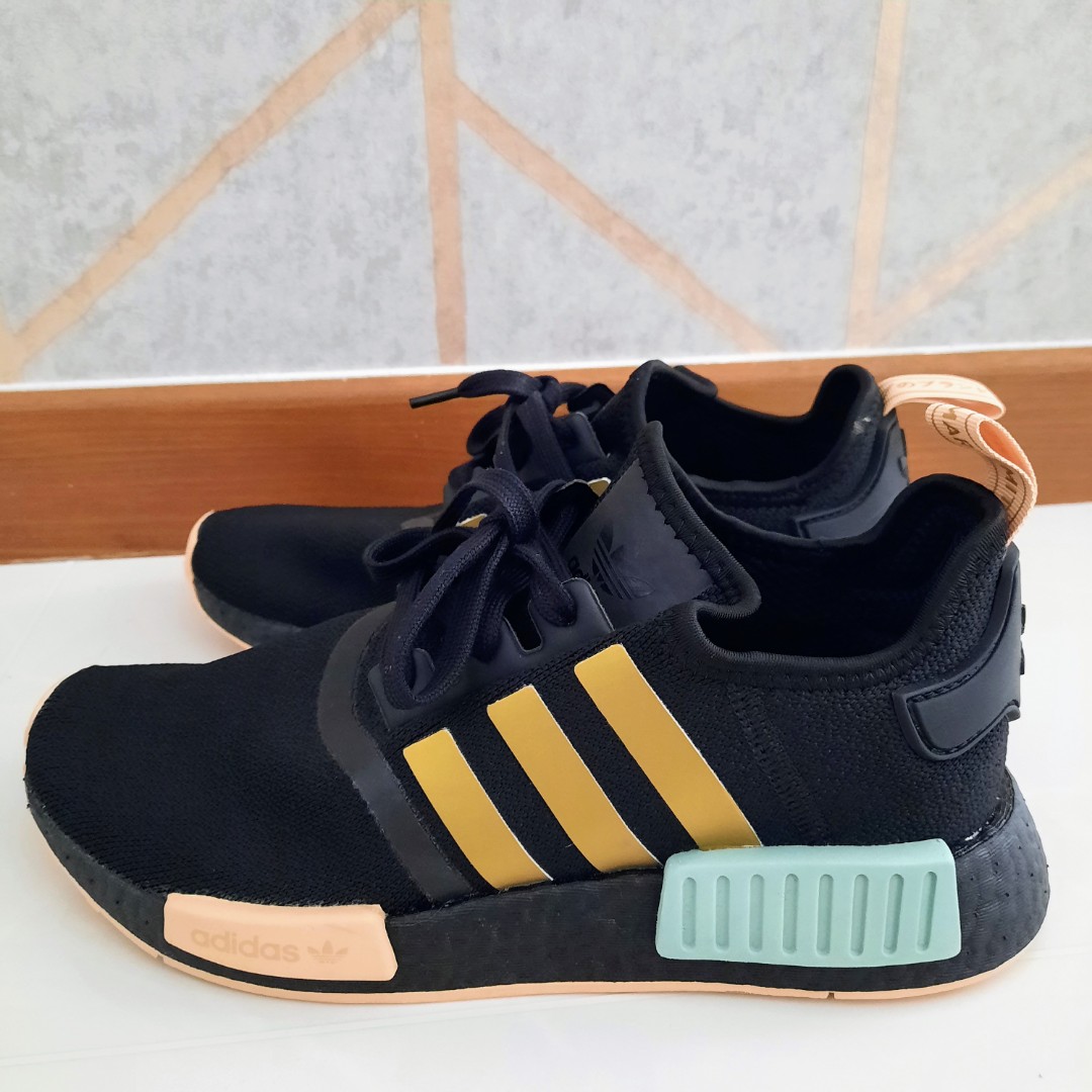 Nmd too big store