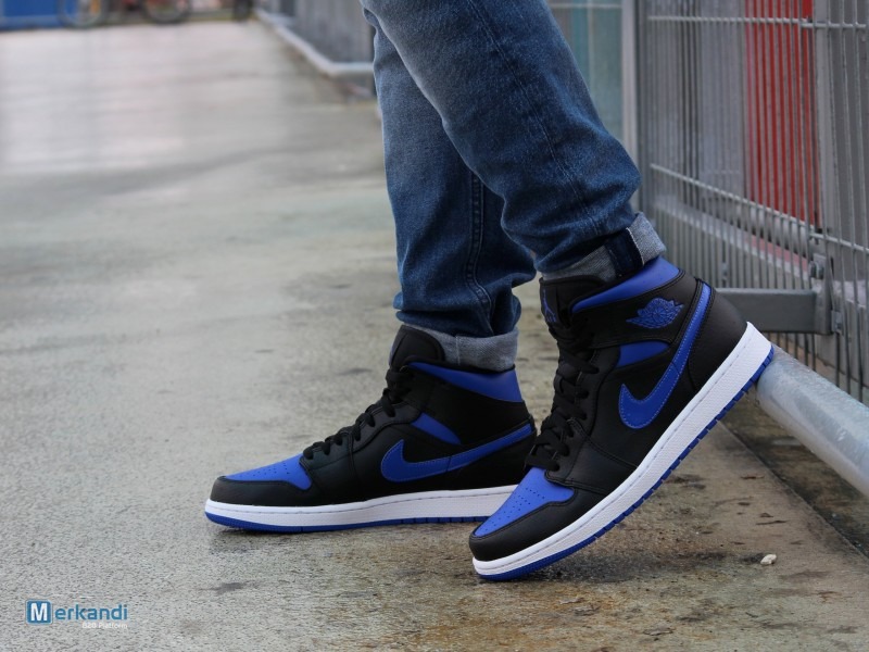 Air jordan 1 mid white black hyper royal best sale