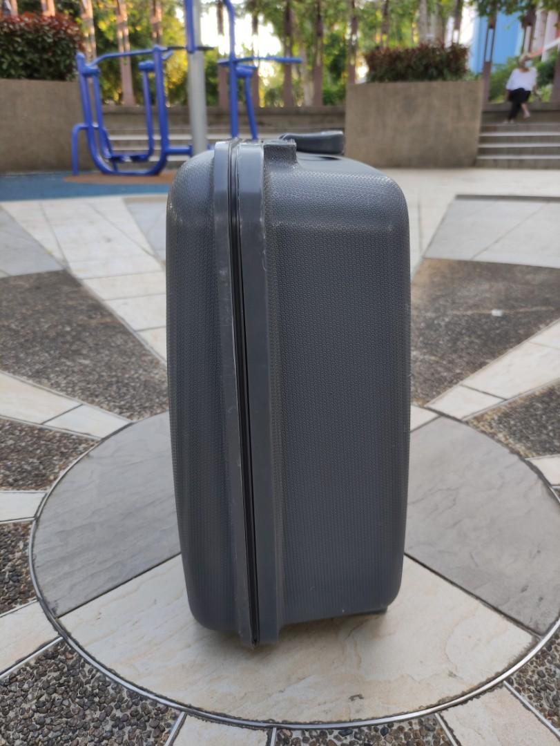 Alfa lite clearance suitcase