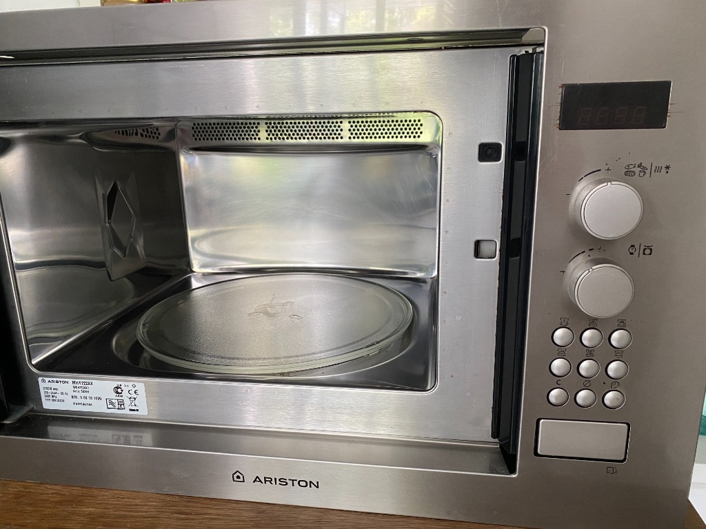 Ariston builtin microwave oven, TV & Home Appliances, Kitchen Appliances, Ovens & Toasters on
