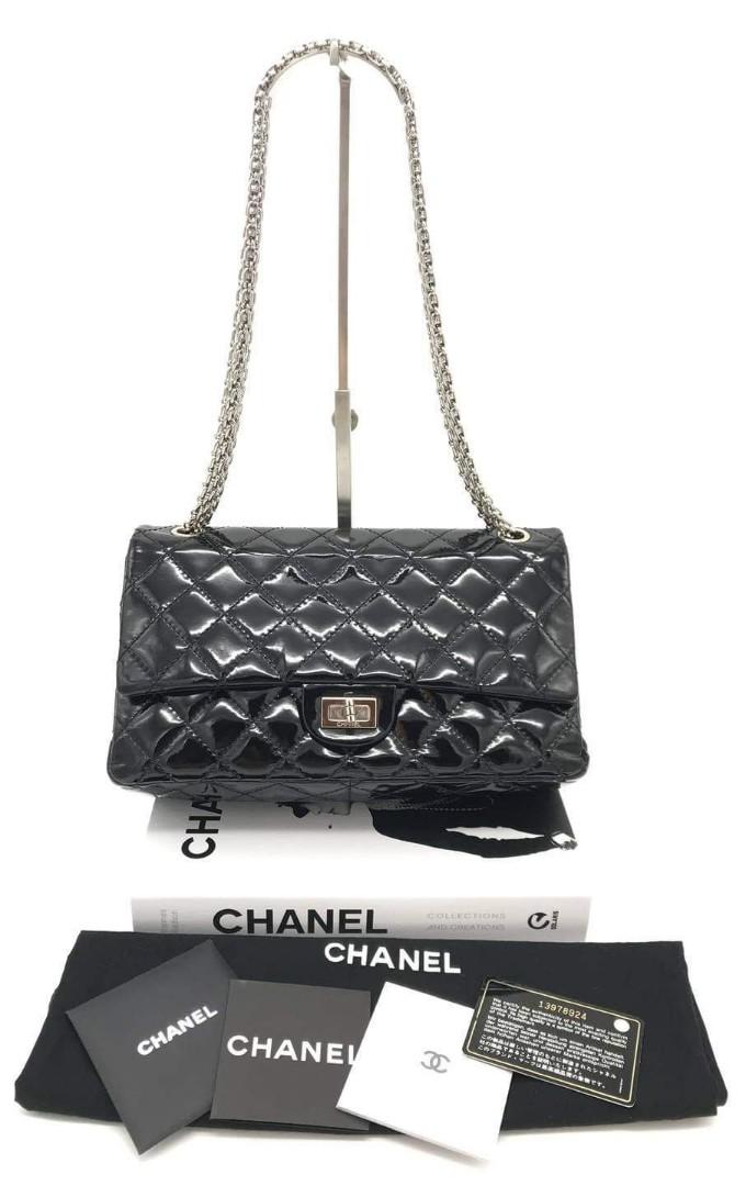Auth reissue double flap (Category: Luxury Bags & Wallets) located in Bauang. Submitted by rjae07 (Listing ID 1145198966, Image 1). Description: ▪️Chanel Reissue 2.55 Double Flap Bag▪️ ☑️Available in Bacolod ✅Series: 13 ✅Material: black patent leather and shw ✅Condition: 9/10 ✅Inclusions: dustbag,authenticity card, booklets and hologram sticker intact.