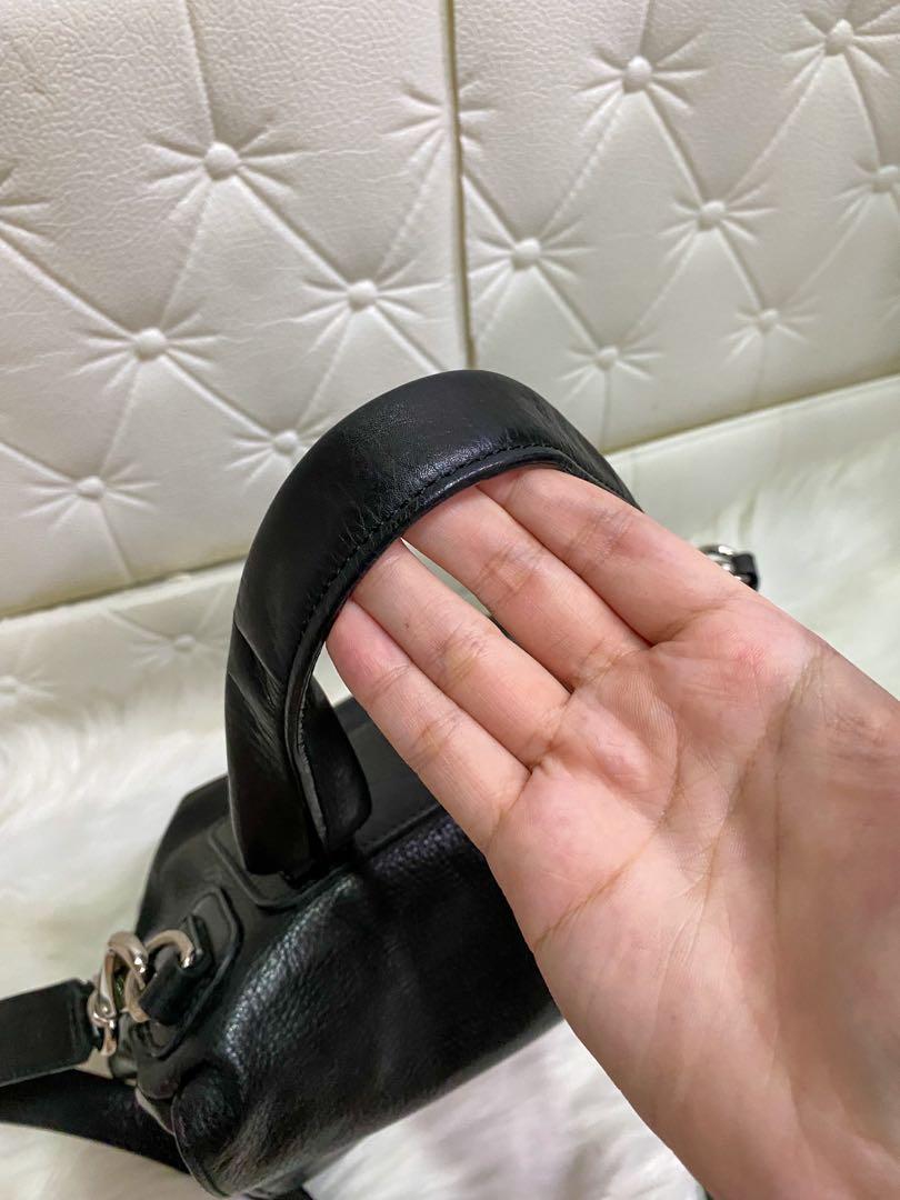 AUTHENTIC Givenchy Small Black Leather Pandora Pure (Category: Luxury Bags & Wallets) located in Quezon City. Submitted by closetofcoco (Listing ID 1145139951, Image 2). Description: GUARANTEED AUTHENTIC PM FOR INQUIRIES NO LOW BALLING .