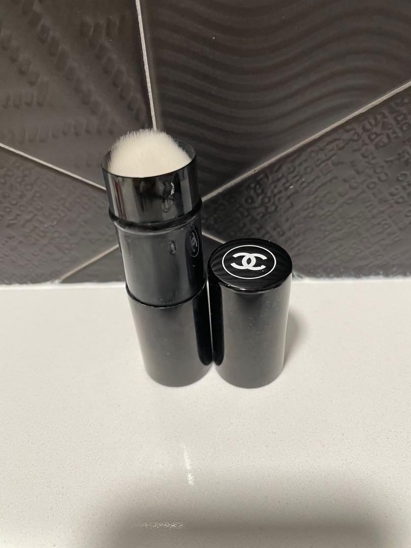 Chanel Retractable Foundation Brush, Beauty & Personal Care, Face
