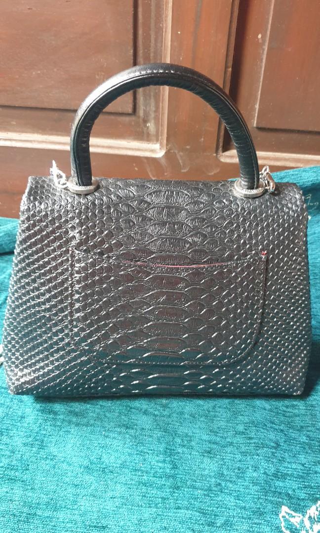 Coco chanel sling bag Luxury Bags Wallets on Carousell
